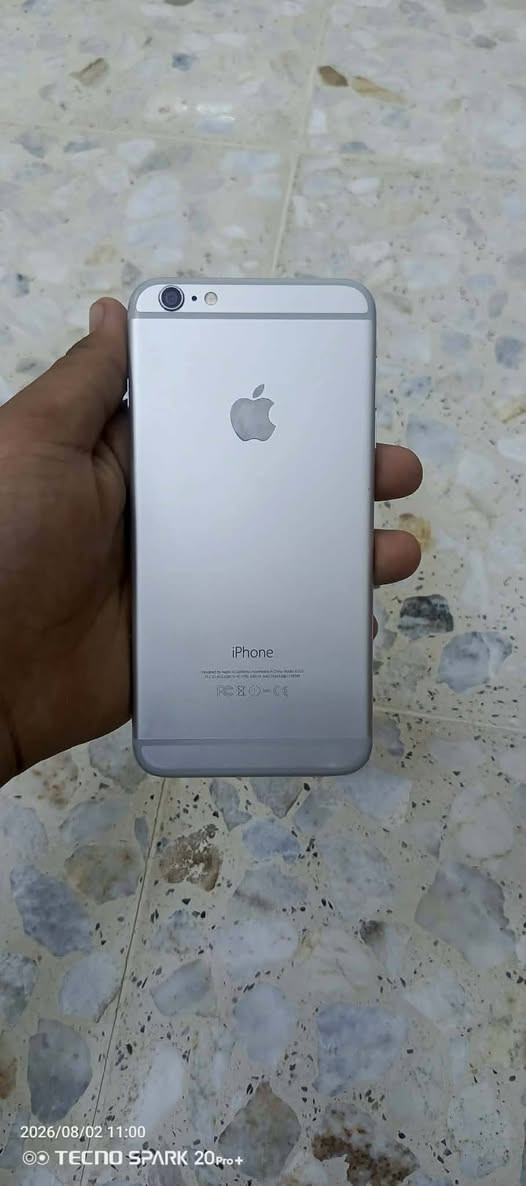 موبايل للبيع معارض بيها مجال السعر 115 وبي مجال بسيط ***********
