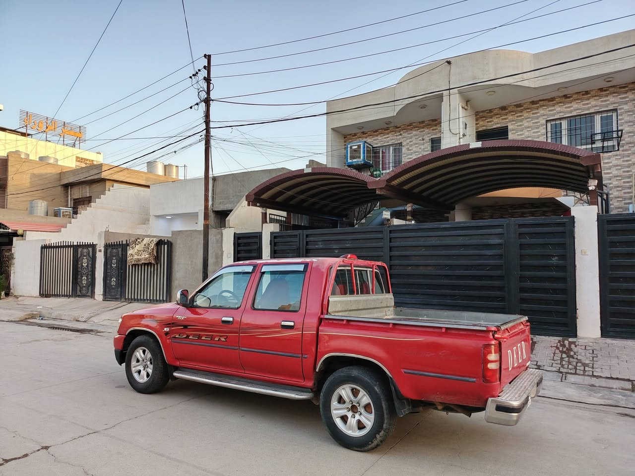 دير ٢٠١٢ مكفولة عدا باب واحد اشوية بي صبغ رقم صلاح الدين مشروع وطني شرط التحويل كير محرك تبريد كله شرط 
السعر ٦٠ بي مجال 
***********
مكان كركوك
