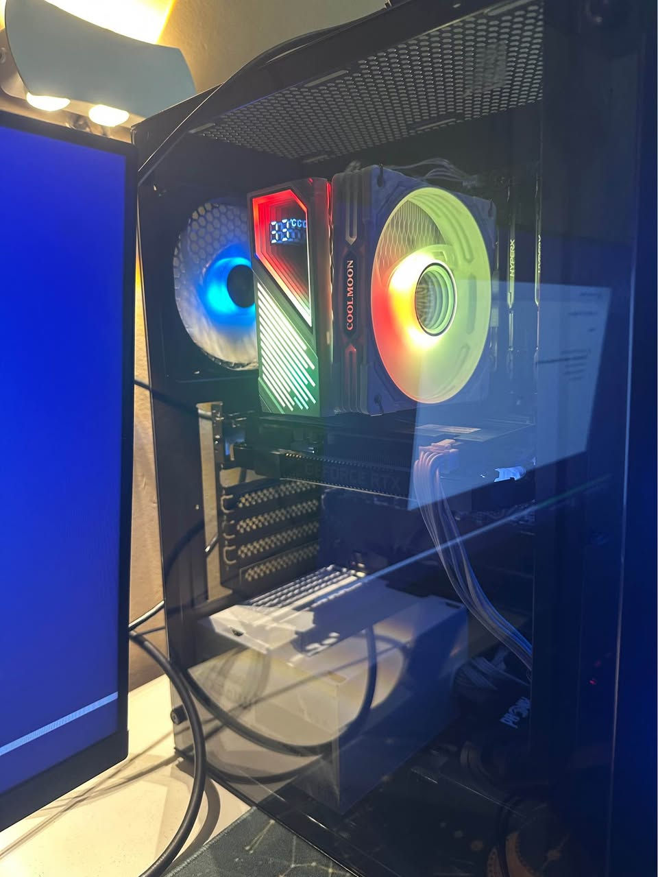 slawtan le be hawreyan case gaming s3reki zor harzan muasafati caseakaman britia la 
i5 9700f
2060 super 
air cooler coolmoon spi
512gb ssd 
650w spi 
case mid tower aura
 mother board:mag b365 mortal msi 
nrxakay 530$ majaleki kam bo dawa krdn nama bnern yan talafun bkan *********** gayandn haya hata 1 sal pak krdnawaw thermal paste gorin la astoy xoma السليمانية, العراق
