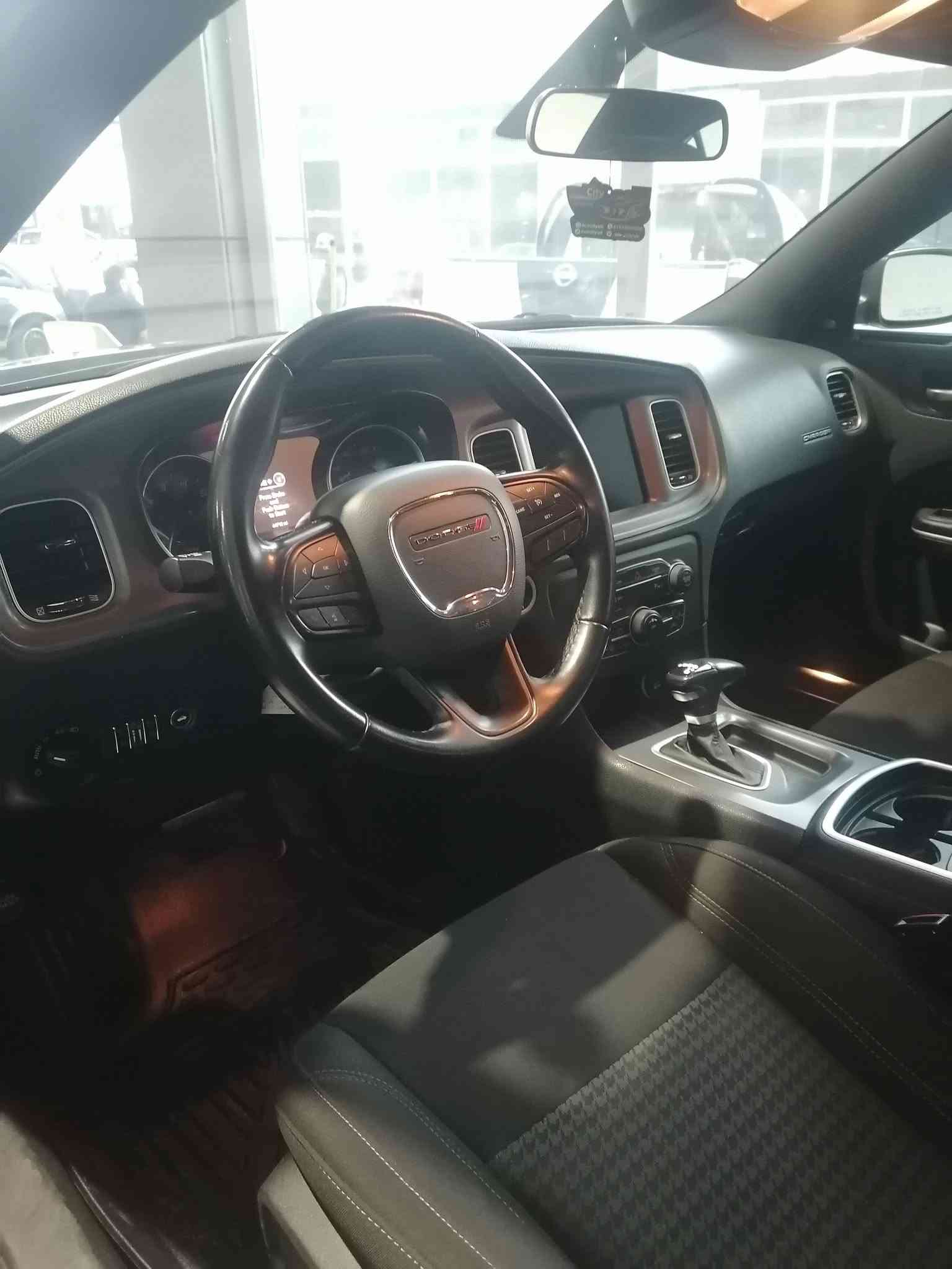 دوج جارجر موديل 23 موصفات sxt سياره كلين بدون صبغ سعر 245$ عنوان سياره دهوك للتواصل *********** كورك وتساب
