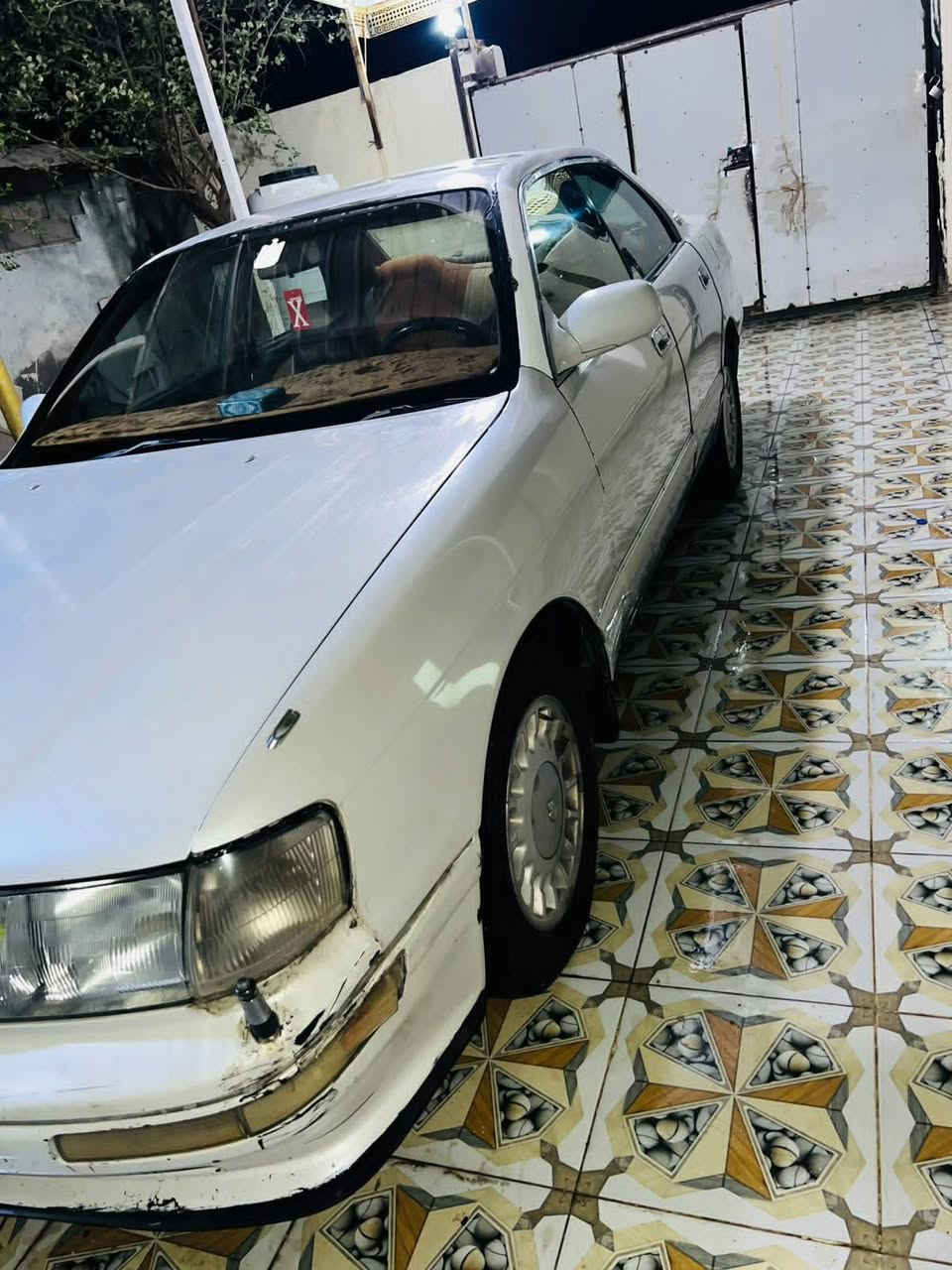 كراون بطه • ١٩٩٢ • محرك ٢٥٠٠
