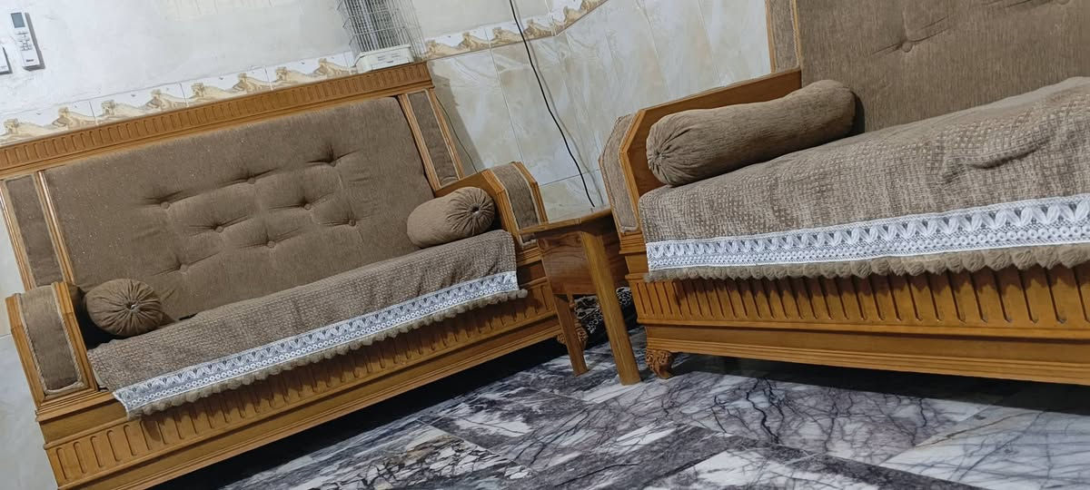 تخم صاج عراقي تفصال 10 مقاعد 
مع 2طبلات صاج 
تخم تكمه فصلته مليون 600
رايده 850 الشراي هلا بي 
مكاني بغداد العبيدي 
‏‪***********‬‏
