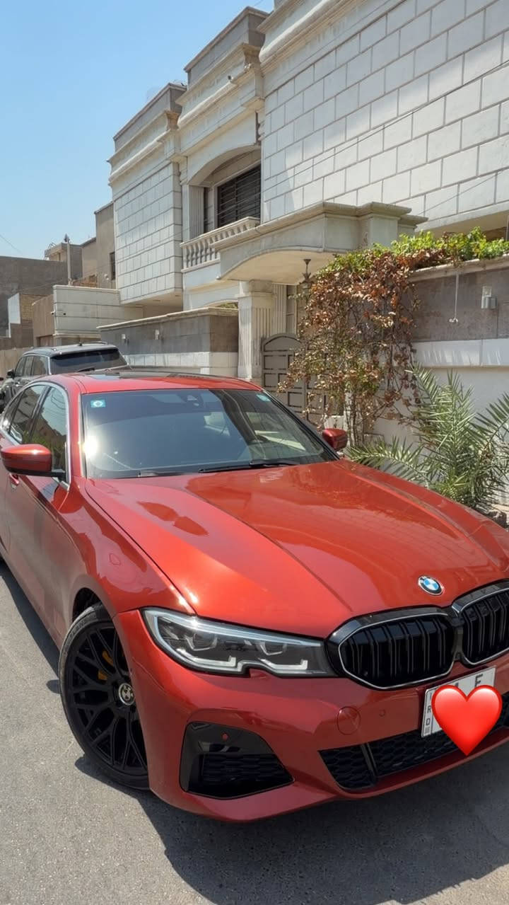 السلام عليكم BMW 330i موديل 2022 امريكي حادثه جاملغ وبنيد وصندوك بي شك ماشية 36 الف محرك كير كفاله سيارة فول للاخير 
شاشة كامرة 
فتحة 
تحكمات ستيرن 
مري شفط 
كشنات كهرباء + جلد وتدفئة كشن ميموري 
حساس امام خلفي 
عداد دجتل 
هاند بريك بمصة تبريد قطعتين 
وبعد بيها هواي مواصفات 
سياره نظيفه تبريد ثلج تايرات جديدات صدر جديد سياره خير من الله رقم بغداد جديد تحويل ثاني يوم السعر 208 مكان السياره بغداد ***********
