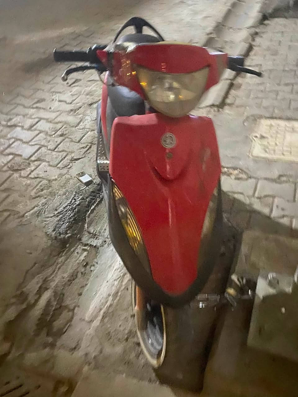 ماكس عدله محوره مكينه بوليس. تشتغل هندر الباتري كاعد بس. السعر 400 وبيها مجال اوراق كامله تحويل ثاني يوم بسيط.الرقم ***********
