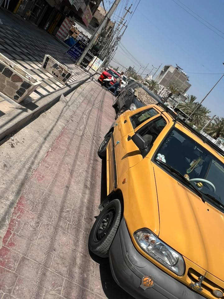 سلام عليكم سايبه ١٥ للبيع سياره نضيفه  كير محرك مكفولات تبريد بارد كهربائيات شغاله غرامه مصفره سنويه ٢٩ سياره بأسمي تحويل ثاني يوم    السعر ٣٨  مكاني بغداد الشعب ***********
