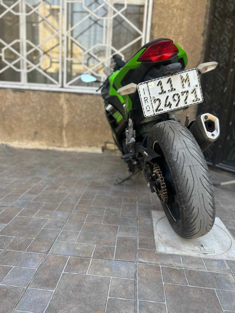 كاواساكي • ٣٠٠ • ٢٠١٤