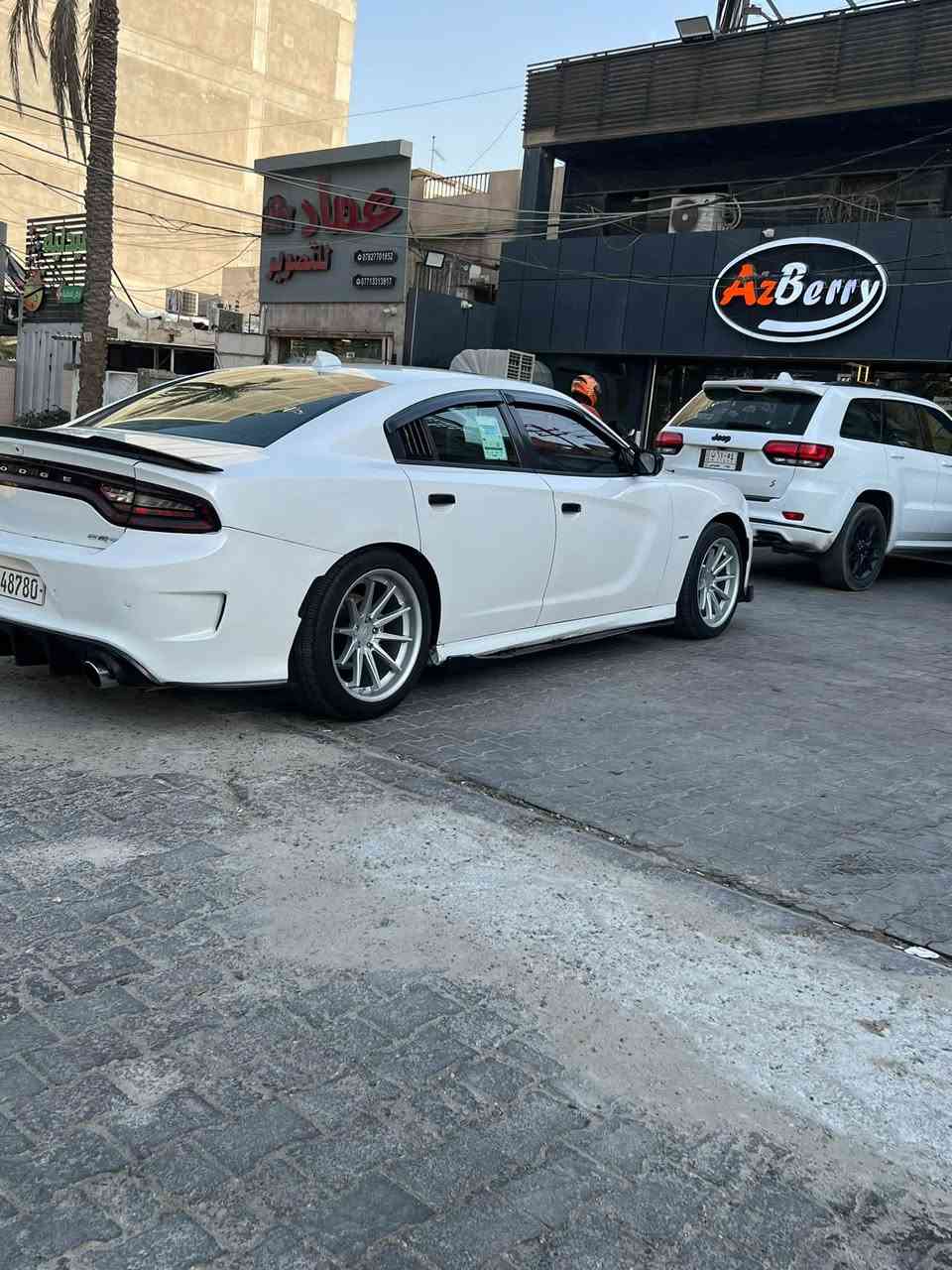 سلام عليكمS RT للبيع مواصفاتها معروفه فول حادثها چاملغ مال السايق سعرها 190وبيها مجال ***********
