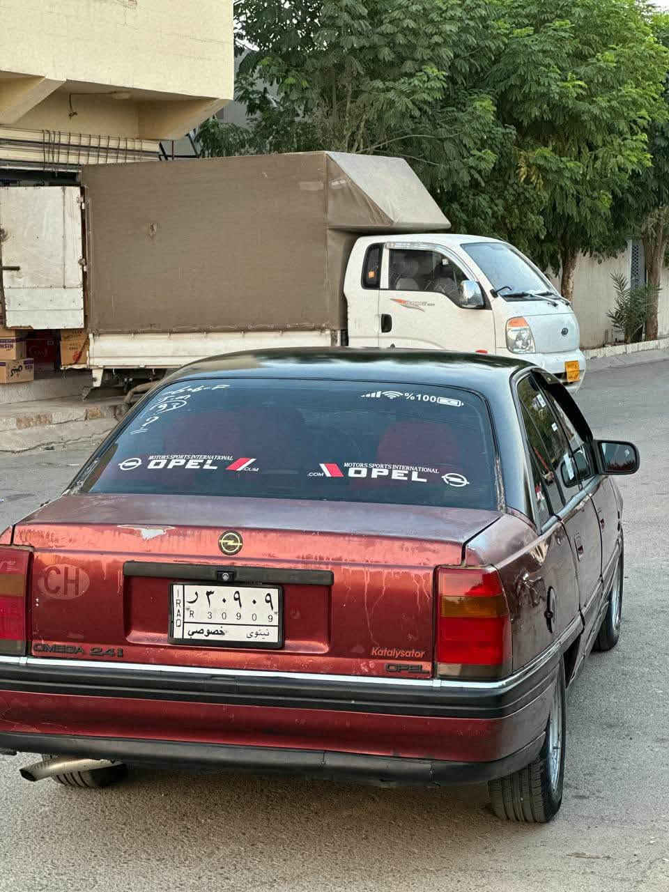 أوميغا • ١٩٩٣ • للبيع