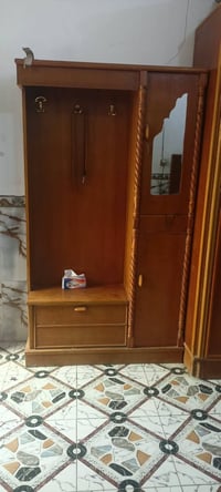 غرفه اخشاب • بابل ابو غرق • قابل التفاوض