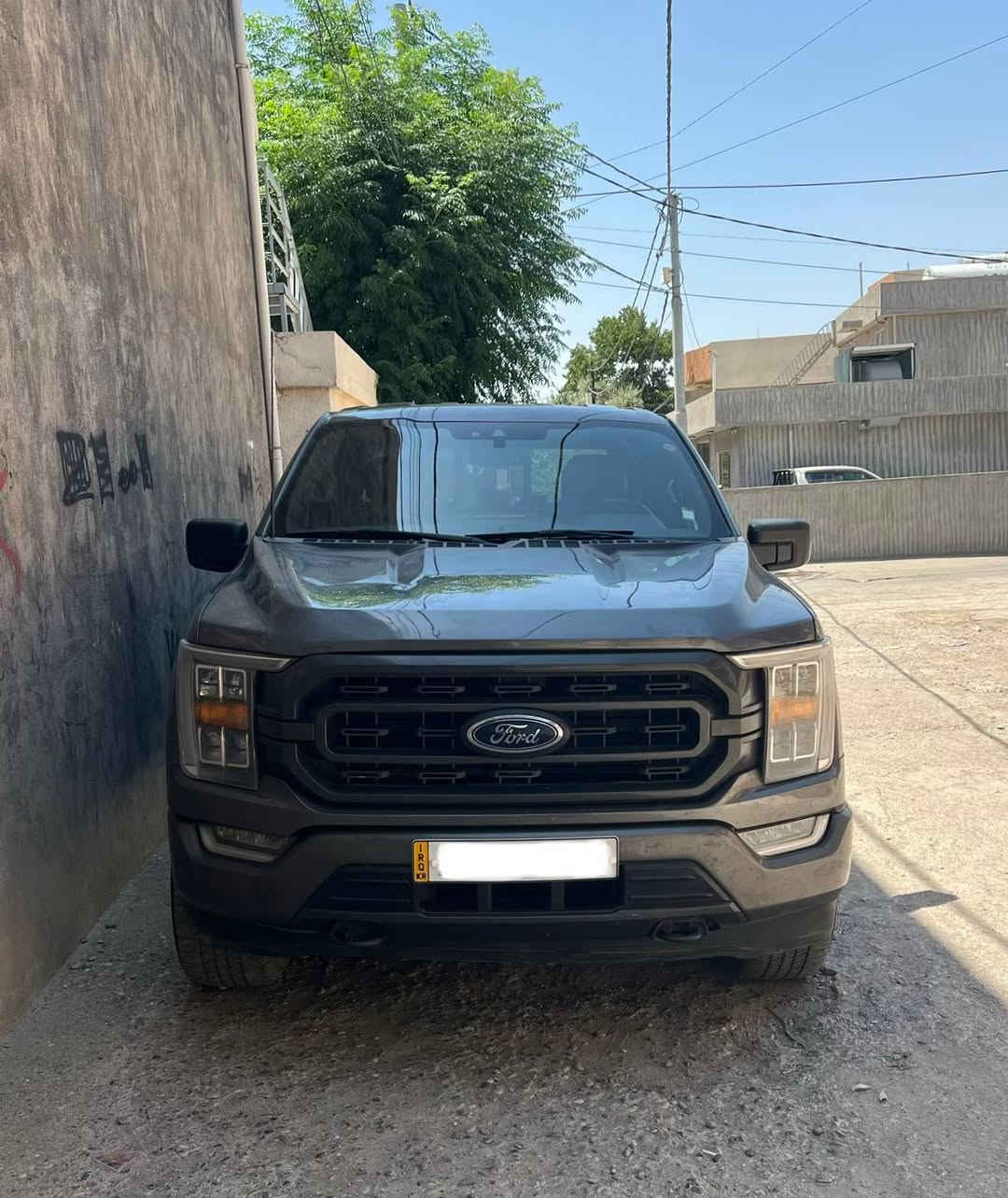 فورد F150 XLT مەکینە 3.5 turbo
هايبرێد كوشن جلد
فوله موديل 2022
كه مترين ليدراوى هه يه
گير مه كينه كارەباياتى هه موو ئيش ئه كات
پاترى ليثيوم و نظامى هايبرێدى زۆر باشه
له مەكينەوه بۆ پاترى و له پاتريەوه بۆ مەكينه
شاشە گەورە و کوشن هیتەر، ڕادارە و کامێرە ٣٦٠ 
مواسەفاتى زۆر زیاتریش 

نرخ: 310$ و معامەلەیەکی کەم

***********
***********
