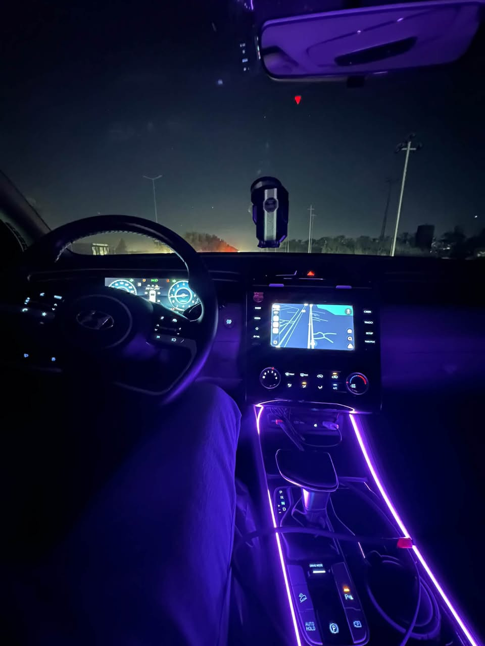 سان ٢٣ كفالة عامة
مواصفات معروفة 
بصمة تشغيل 
بصمة ابواب مع الترحيب 
اوتو هولد 
هاند بريك بصمة 
مانع انزلاق 
شاحن وايرلس 
كشفات مع المقود 
تبريد قطعتين 
دبل كرسي كهرباء 
ماشة 88 
للتواصل 
*********** واتساب او اتصال
