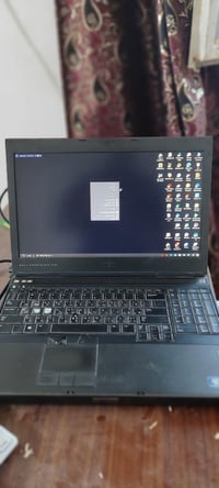 كربلاء • كور i7 • يحتاج شاحن