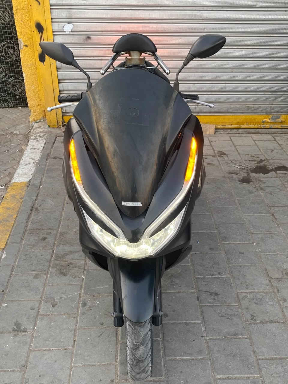 بيسي اكس جيل ثالث 3️⃣  كورية اوراق منفيس دراجة كفالة عامة بلادية  من طول لطول ستيرن 3قطع بلادي بيهة جامة  مضلع بلادية شلعة ومعدل شك الكاع ترايك للشمال كل كهربائيات شغالة مكاني بغداد حي البتول السعر 1850 وبيها مجال للشراي ***********
