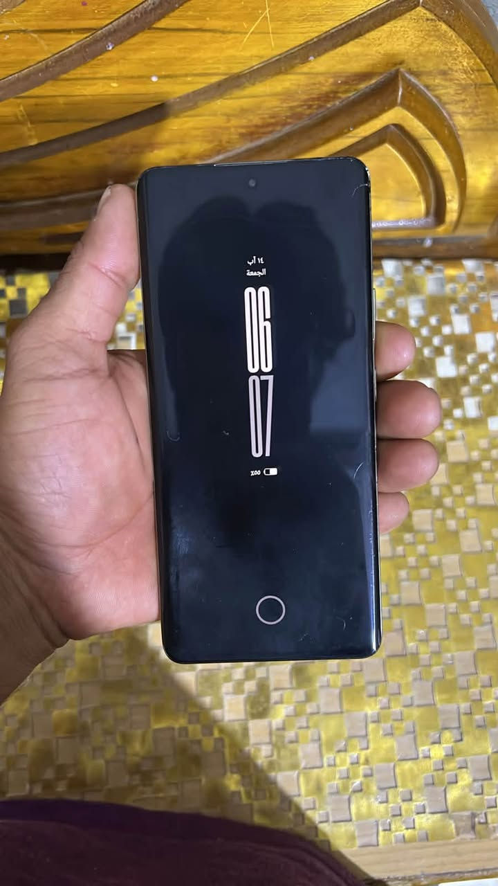سلام عليكم جهاز ريلمي١٢برو5G
ذاكرة ٥١٢/شاشه144هيرتز ببجي فول👍
الجهاز بي ضربه بسيطه بل شاشه مامثره علي شلع وحرامات ابدل شاشه لن شاشته اصليه.
عنواني البصره ابو الخصيب 
سعره٢٣٠وبي مجال الطيبين ***********.
