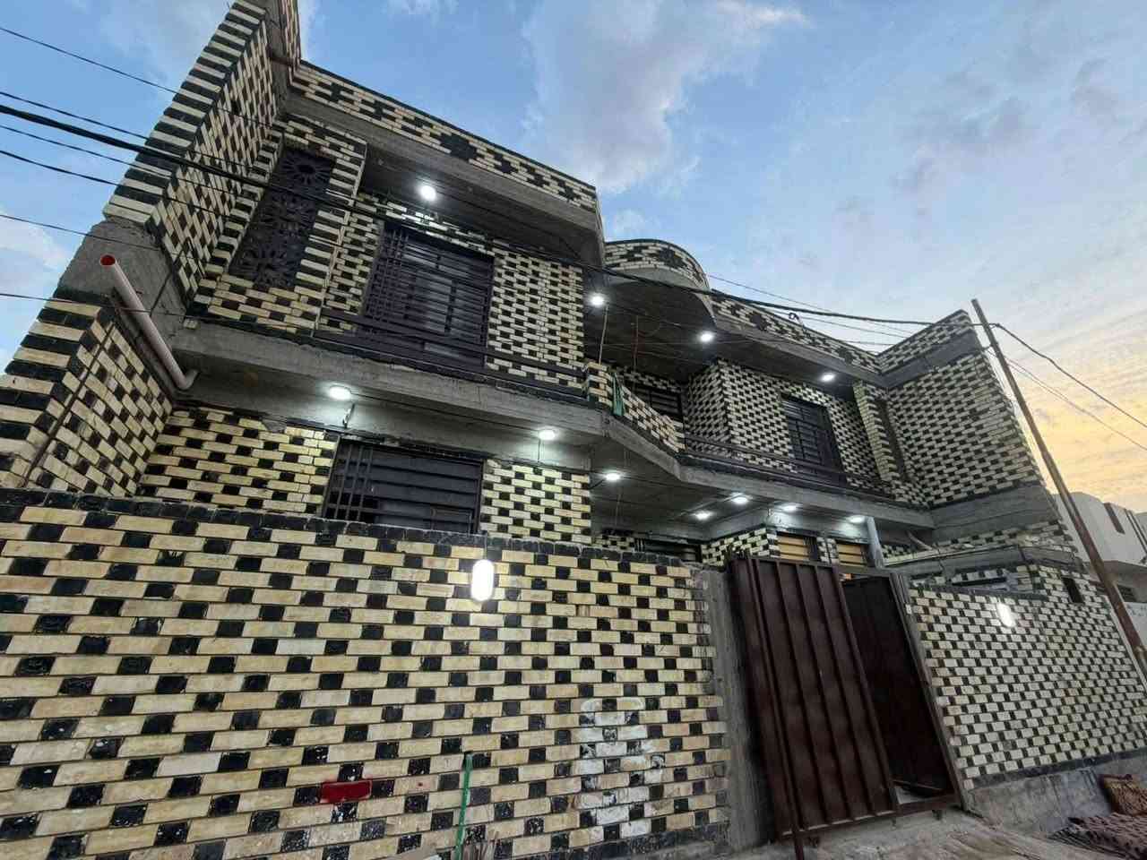 قرب جسر الشهداء • ١٥٠م • ٤ غرف