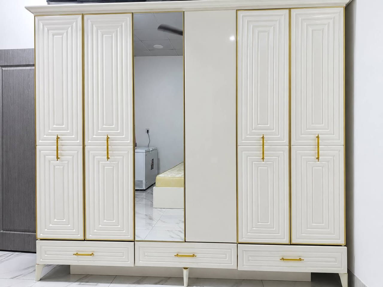 غرفة نوم • ٨ قطع • دوشك