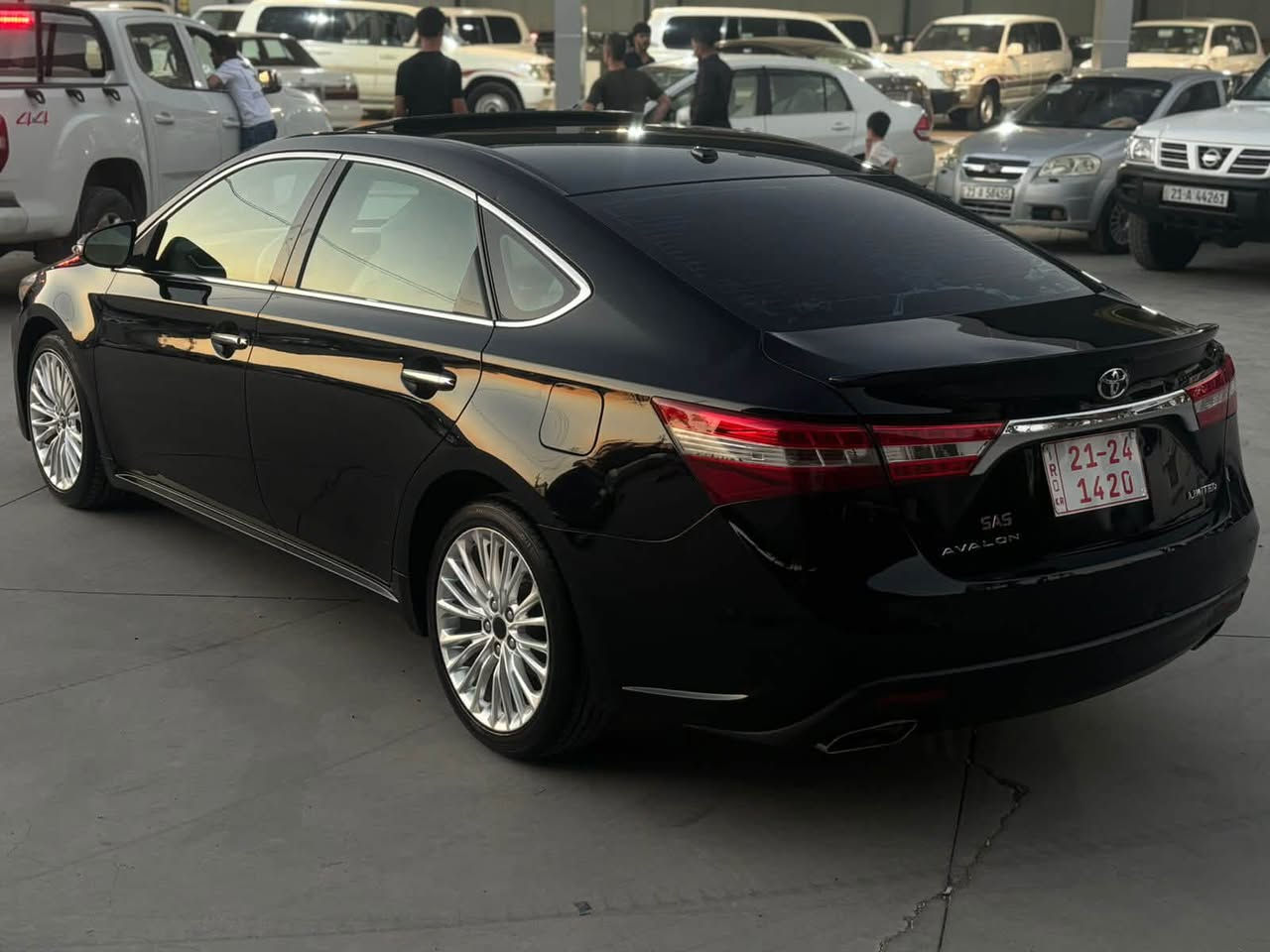 Avalon 2014 XSE
فول مواسەفات 
سڵاید 
ناو زەرد 
بەصمە سێمۆدی لێخوڕینی هەیە
سوکان شەفت 
ئیکۆ
سپۆڕت 
نۆرماڵ 
١١٠ گەڵا
***********

