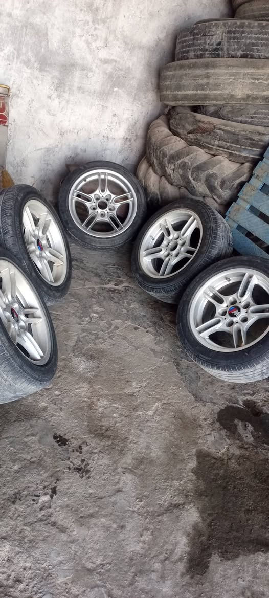 السلام عليكم ويلكب 17 مال بي ام خمس وياله تخموس كبير سعر 400 من شويه فطور وملحومات مال ضرب الطشه ***********
