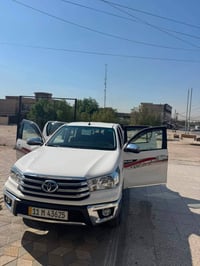 يالله سلام عليكم   للبيع بيكم هايلوكس   ساز 2025 ماشيه 5000  سياره جدي...