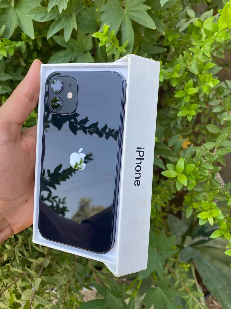 📱 للبيع iPhone 12 – Gold ✨
🔹 اللون: نيلي

🔹 السعة:ذاكره 64/بطاريه 77🔋

🔹 استعمال شخصي ، ونظيف جداً

🔹جهاز نموذج , كارتونته الاصليه 

🔹محلقاته: حافضه وسماعه ولزكه 

🔹 جهاز وتر بروف مكفول كفاله عامه 

🔹 سعر : 325 وبي مجال 

📍 الموقع: بغداد – شعب – حي اور 

📞 للتواصل: ***********
