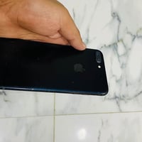 آيفون ٧ بلس • حالة ٧٥٪ • قابل للتفاوض