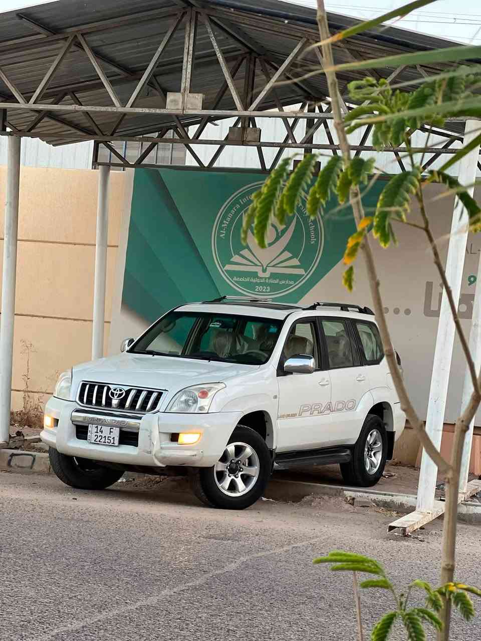 سلام عليكم مرخصت الادمن المحترم
لاندكروز برادو 2005 فئة VX فول مواصفات كشنات جلد وكهرباء 

وتدفئة بالكشنات  

و المحرك 6 سلندر 4000 

و امجفت تجفيت ممتاز جدا جدا

وبيه بارد اباب الصندوق 

و السياره حلوه ونضيفه 

وتخم تاير جديد 

وحداديه جديده 

ودبلات امامي خلفي جديد

ادامه كامله الله شاهد للسياره

ومكان السياره ميسان العماره 

والسعر راسلني او اتصل و بخدمتك  ***********
