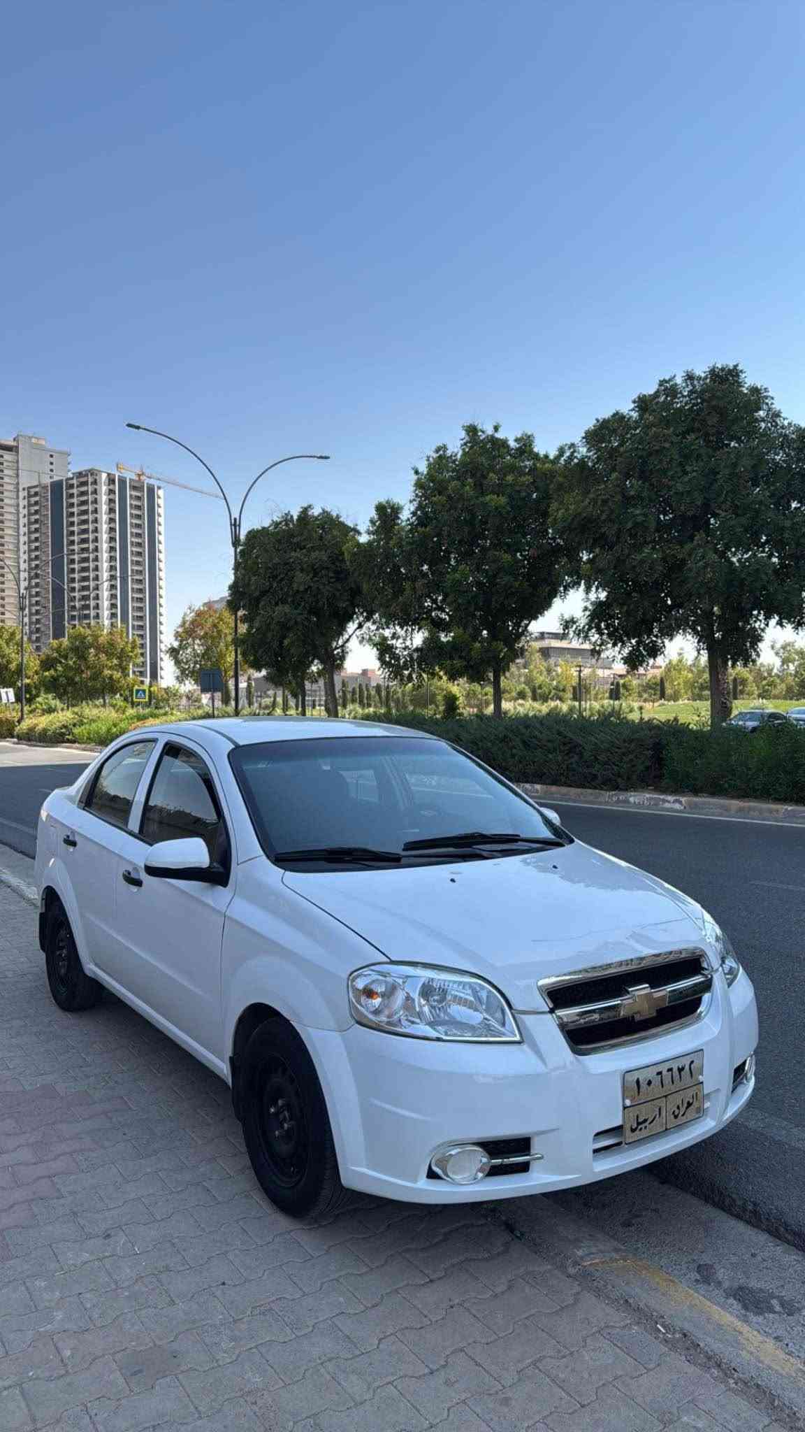 ئەڤیۆ ٢٠٠٨ مەكینە گەورە گێر و مەكینە و تەبرید بەشەرت سەیەرەیەكی زۆر جوان و پاكو خاوێنە ١ پارچەی سبوغە 
 تەحویل بەناو كردن بەشەرتە ٤ تایەی لۆكە بێ مەسرفە 
سحر:50وەرەقەو مەجال
رقم:*********** أربيل, العراق
