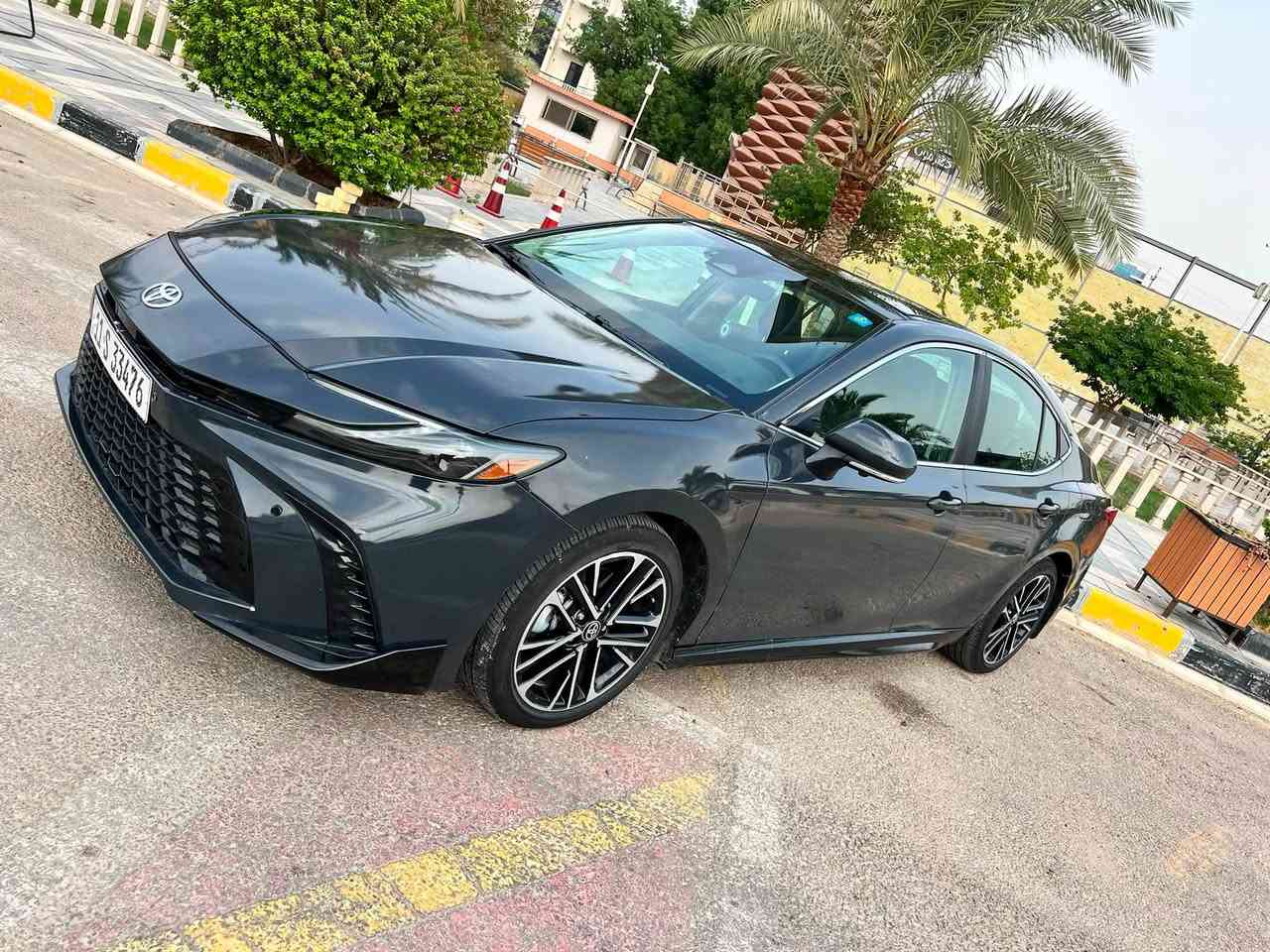 كامري 2025 XLEهايبرد
للبيع فقط حادث وسونار موضح بالصور والشرح كله يمك 
ماشيه 13 الف السياره فوول للأخير 
بانوراما توقف ذاتي قياده ذاتيه داتا شو 5كامرات فول رادرات شاشه جبيره وفول تحكم كشنات تبريد تدفئه كشنات خزن وكهرباء بعد هواي مواصفات والتعمير درجه اولى شواصي بدون سحب بدون لغود سستم ايرباك راجع راديترات ع وضع الشركه رقم بغداد بأسمي هزه جديده بلادي مكاني النجف للأستفسار *********** السعر 187 وبيها مجال
