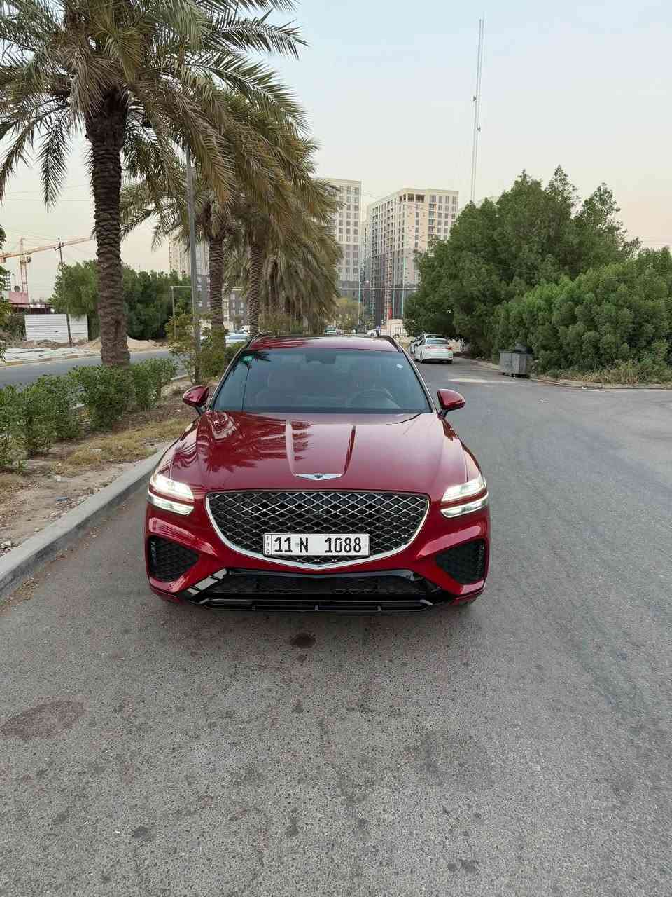 السلام عليكم
للبيع جينيسس 2023 برستيج GV70
فول مواصفات احمر وداخل احمر اعلى فئة  بل2.5
مكينه 2.5 توربو 
ماشيه 39 الف ميل
جلد لونين احمر واسود
كشن سايق مساج
الدشبول 3D 
بجم كامل led
بانوراما كامله
4 كامرات 
ريمونت تحكم تتقدم وترجع
دواخل كامل لدات LED
قطعتين تبريد وتبريد الخلفي شاشه
كشنات كهرباء 
تخم تاير جديد هانكوك اصلي جديد مطابق مواصفات جنيسس
هواي مواصفات بيه بعد 
.
السياره جديده جدا وانضف واحلى من الصور 
اني مستورد ومصلح ومرقم كامل
(حادث جانبي بابين عكس سايق اشتريت اصلي وصبغته فقط
يعني البطاين اصليات نفسهن )
ايرباك برده
.
صور الحادث راسلني واتس اب وتوصلك
السعر 32700 وبيه مجال بسيط
بدون رقم المميز انطيك رقم ثاني
مع الرقم المميز اتصل ونتفاهم عليه
رقمي ***********
