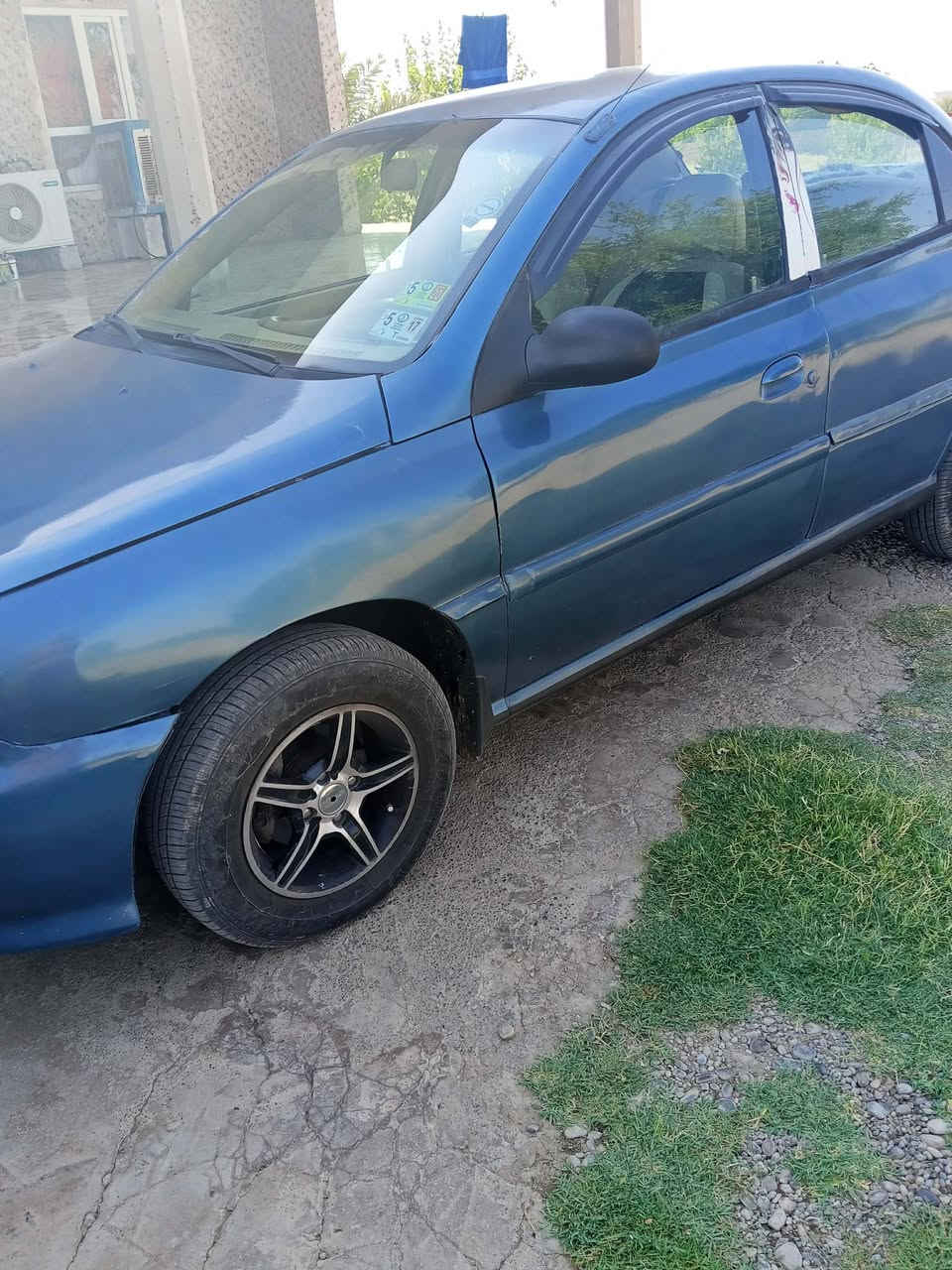 السلام عليكم 
كيا ريو للبيع او مراوس 
موديل 2001
صبغ حزام
كير محرك شرط
صدر +تايرات جدد
غرفه جديده شخط مابيها
لايتات + لدات داخليه+شاشه
محرك ١٦ انسه صرف بانزين
رقم اربيل دولي تحويل ثاني يوم
سنويه لغايه ٢٠٢٨
السعر ٤٨ وبيها مجال
للاستفسار الاتصال ع الرقم. ***********

