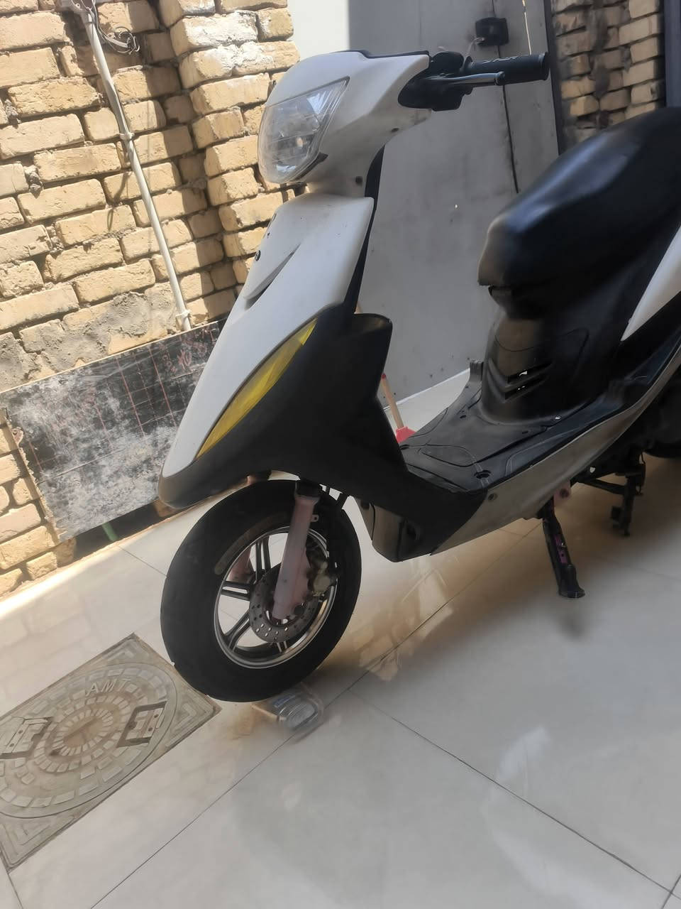 إسلام عليكم درجة للبيع مكينه مفتوحة ناعمه  المكان ناصرية مركز 
اسعر خاص راسلني أو تدلل  ***********
