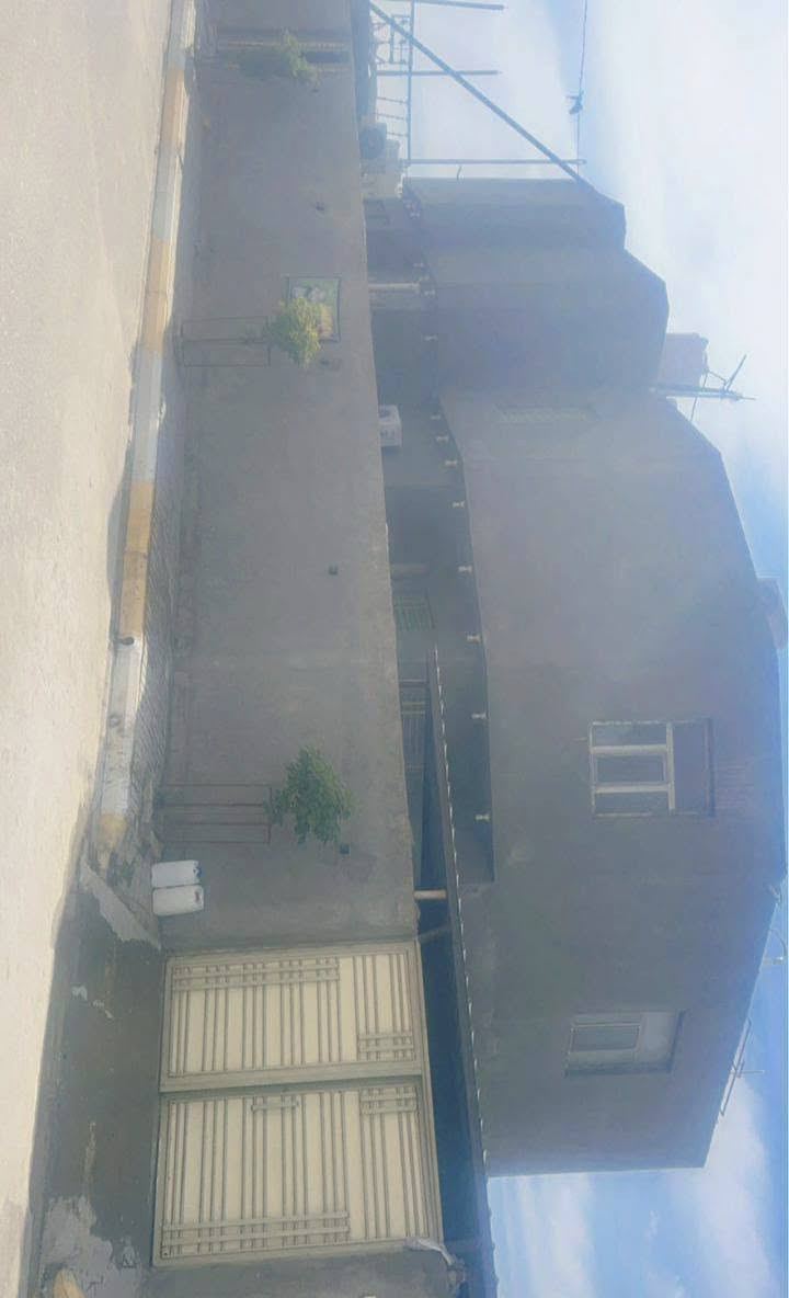 بيت للبيع او المراوس حي موسى الكاظم المساحه ٢٢٨ ركن بناء سنه ٢٠٢٤ غرف عدد ٥  مطبخ براني صالتين گراج  صحيات عدد ٤للاستفسار ***********
