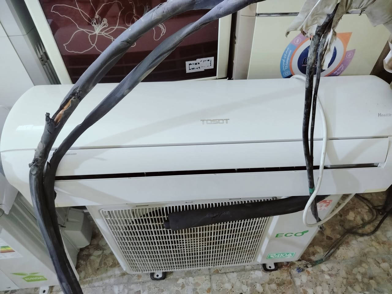 السلام عليكم 
يتوفر لدينا سبلت 2طن توسوت غاز 410 كامل ملحقاته انتاج 2020 بوري وغار وريمونت وحماله وايرات السعر 450
سبلت 2طن اوكس غاز 410كامل ملحقاته انتاج 2025مع بوري وغار وريمونت وحماله وايرات السعر 450مكاني بابل القاسم خلف مصرف الرافدين رقمي بي واتساب  ، ***********
