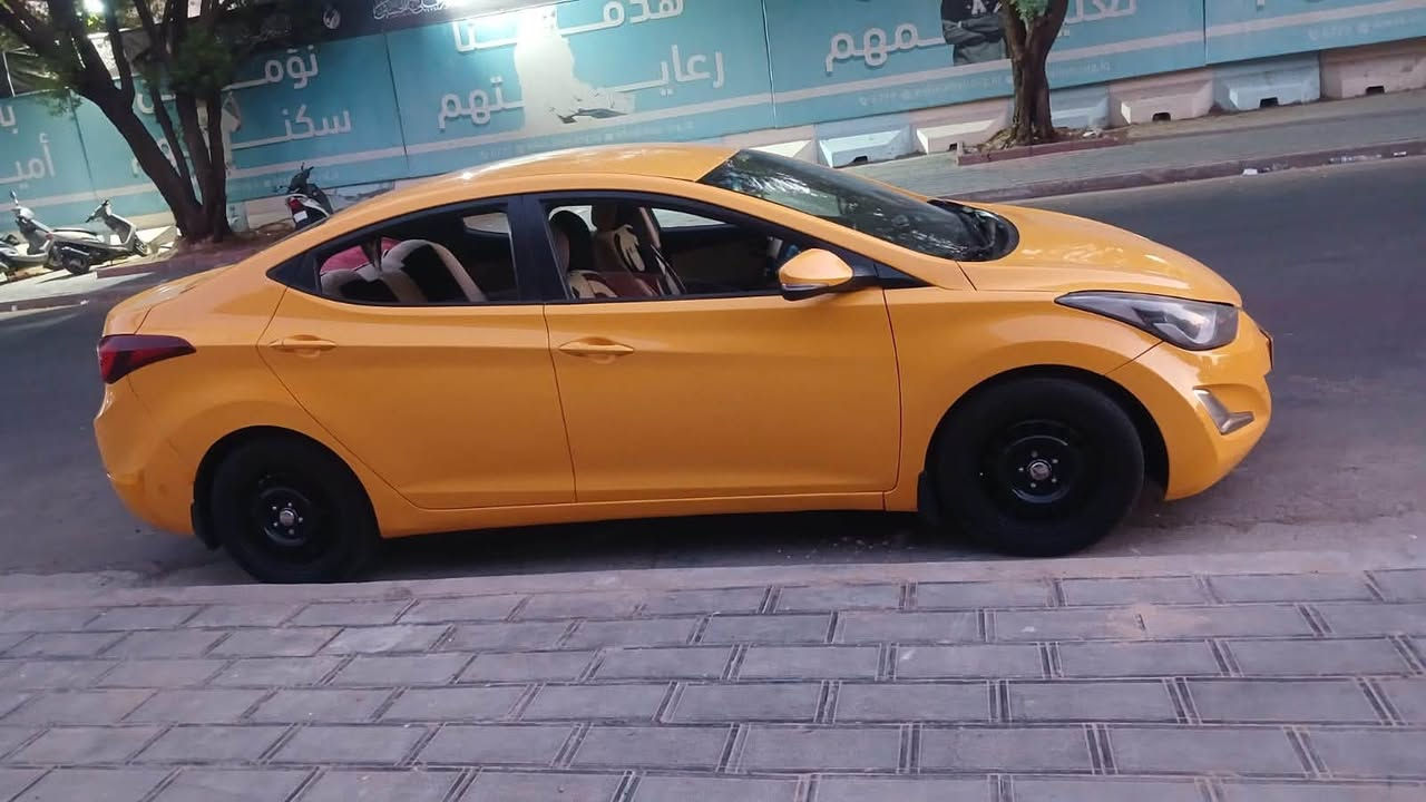 للبيع النترا ٢٠١٤ خليجي مكفوله من الضربه
والكير والمكينه حاويه صار اسبوع  شادها

1800تبريد ثلج تخم تاير تحويل ثاني يوم

مصفره هيئه وغرمات

وسونارها وياها بغداد حي النصر السعر95

‭***********‬
