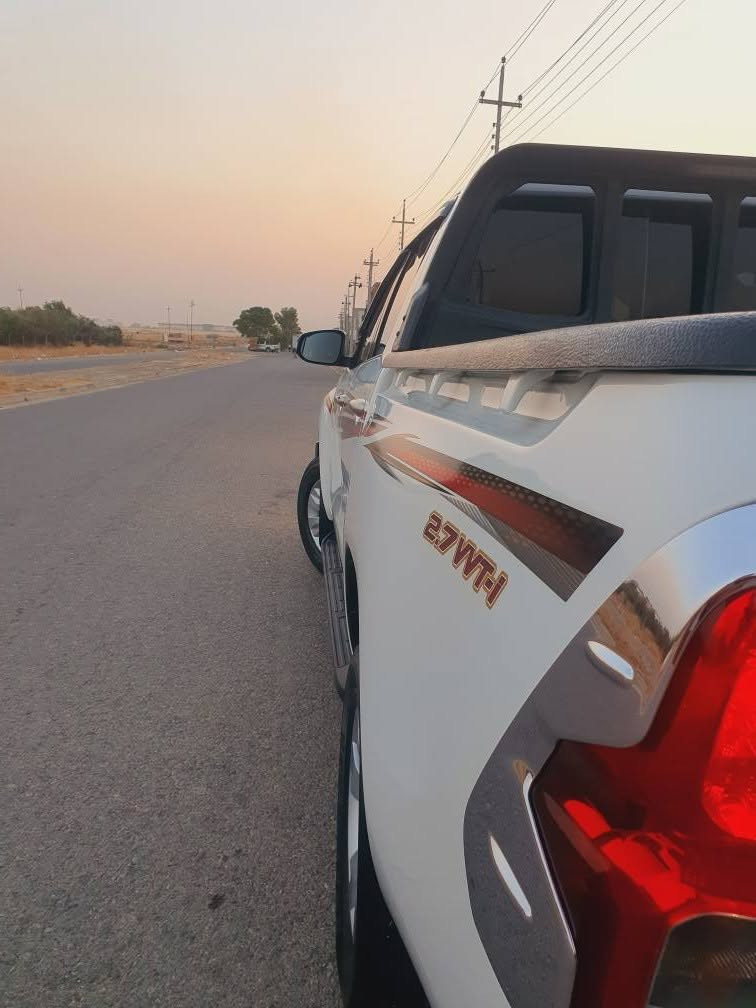 مةرزية موديل ٢٠١٦ سةيد نةهرو بريم دةرةجة يةك ٩٨ هةزار رويشتية يةك دةستة ٢ جي بجوك تةعديلة دةحامي لو دةحامي بةشةرت سبيري دانةكيراوة سةلاجةية توماتيك فول مواسفات *********** أربيل, العراق
