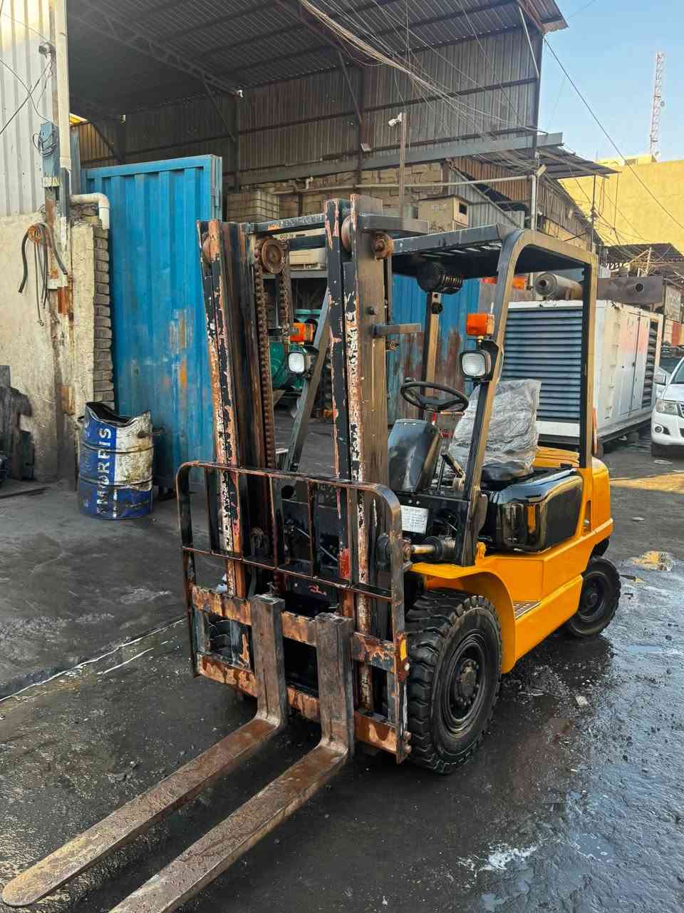 Nissan2.5 طن
العنوان بغداد الكراده 52
***********
