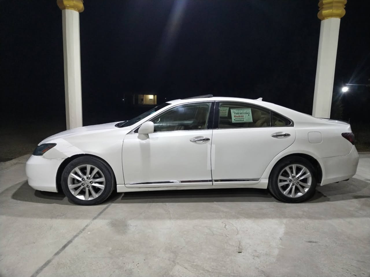 لكزس ES350 • ٢٠١٠ • ٣٥٠٠