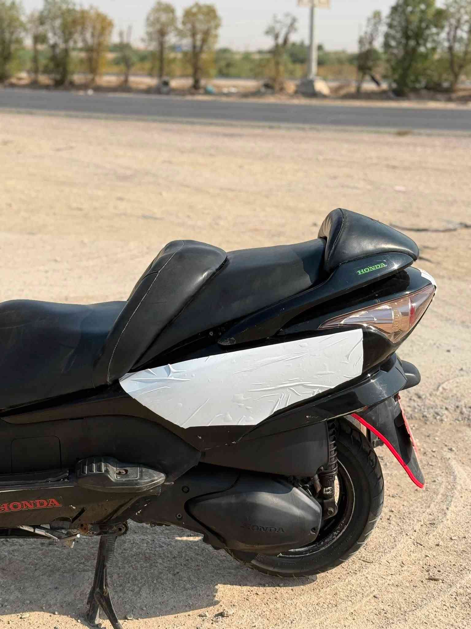 فورزه 9/0 البيع دراجه جاهزه الخير مكينه نضيفه كلش تخم كلج وقايش جديد اصلي شلعه وسرعه تخبل عله شارع 140 تخم تاير  جديد رون ثابت  سعر خاص 
مكان واسط الكوت 
***********
***********
