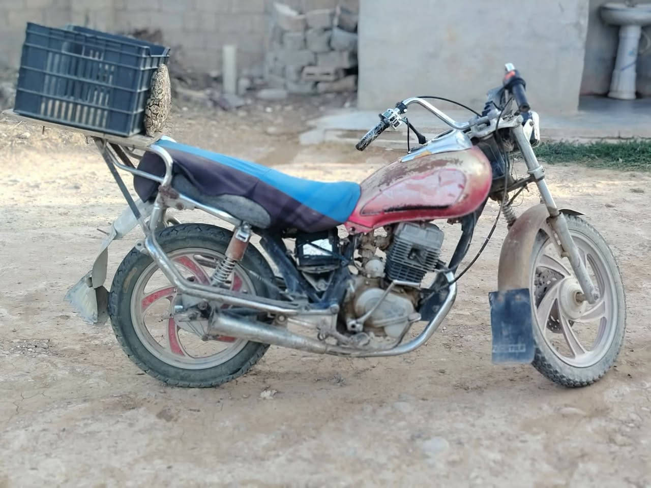 سلام عليكم
موطور للبيع جني دبل بلك 
محرك اخرس صوت ناعم  
 بدون صرف ولا بخار ولا دخان 
 كهربائيات شغالة شرط نگرة سلف
تواير جدد ويالة نضاف
السعر ٢٠٠ وبي مجال حك الجية
العنوان الزاب قرية الصباغية
استفسار اكثر اتصل 🗣📲📞(***********) 
ملاحضة ( الموطور مال جناي مال حاوي انطيك شرط)
