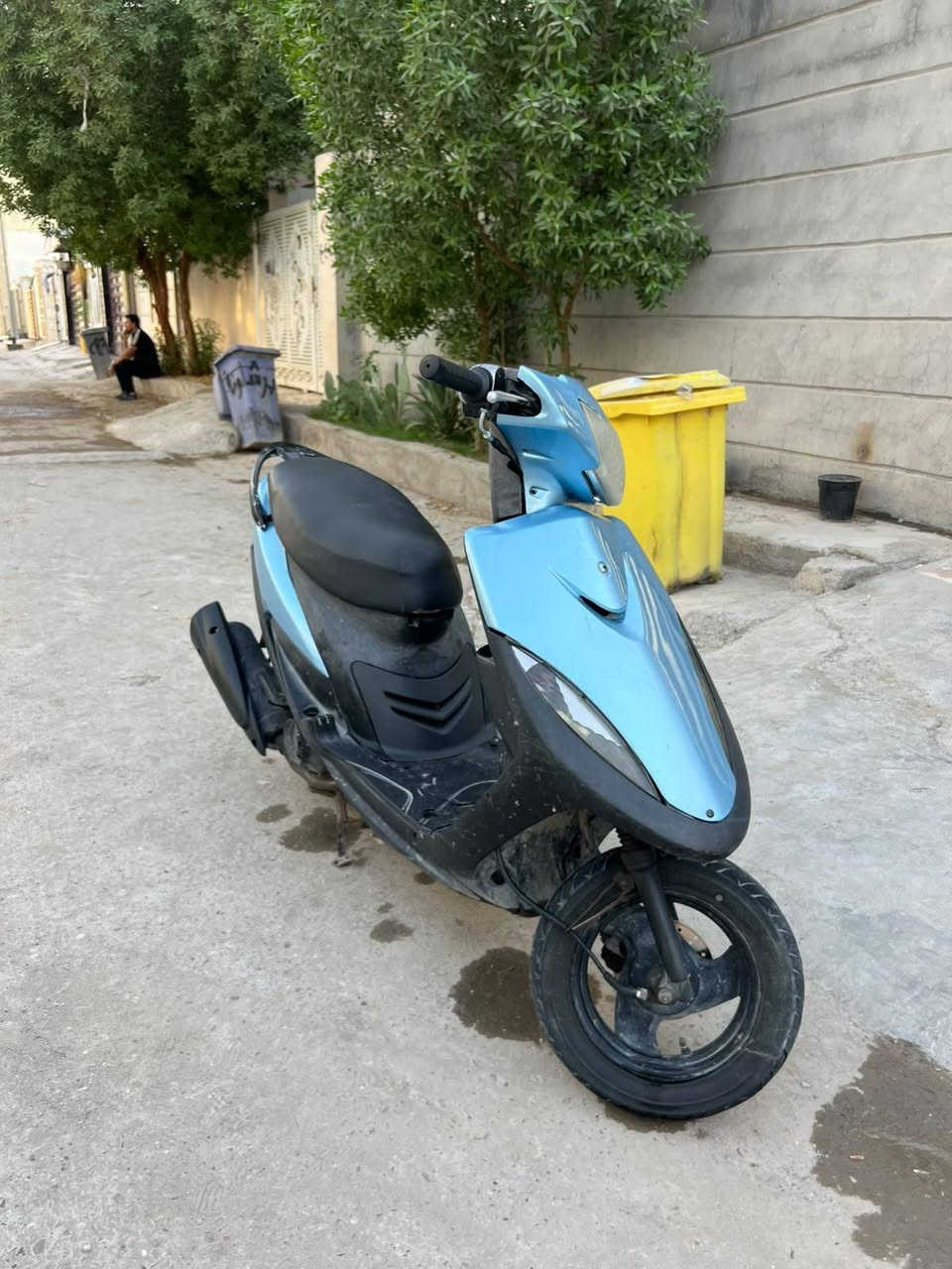 سلام عليكم ماكس عدله مكفوله كلها بلاديه سلف كابريتر بلادي سوادات ختم واحد ويه المكينه دراجه ما ناقصها برغي واحد كامله شغاله بكل وكت مكينه لا تنقيص لا تبخير مكفوله  السعر ٤٥٠ وبيها مجال للشراي  اوراق منفيس موجود العنوان تقاطع القدس للاستفسار الاتصال ***********
