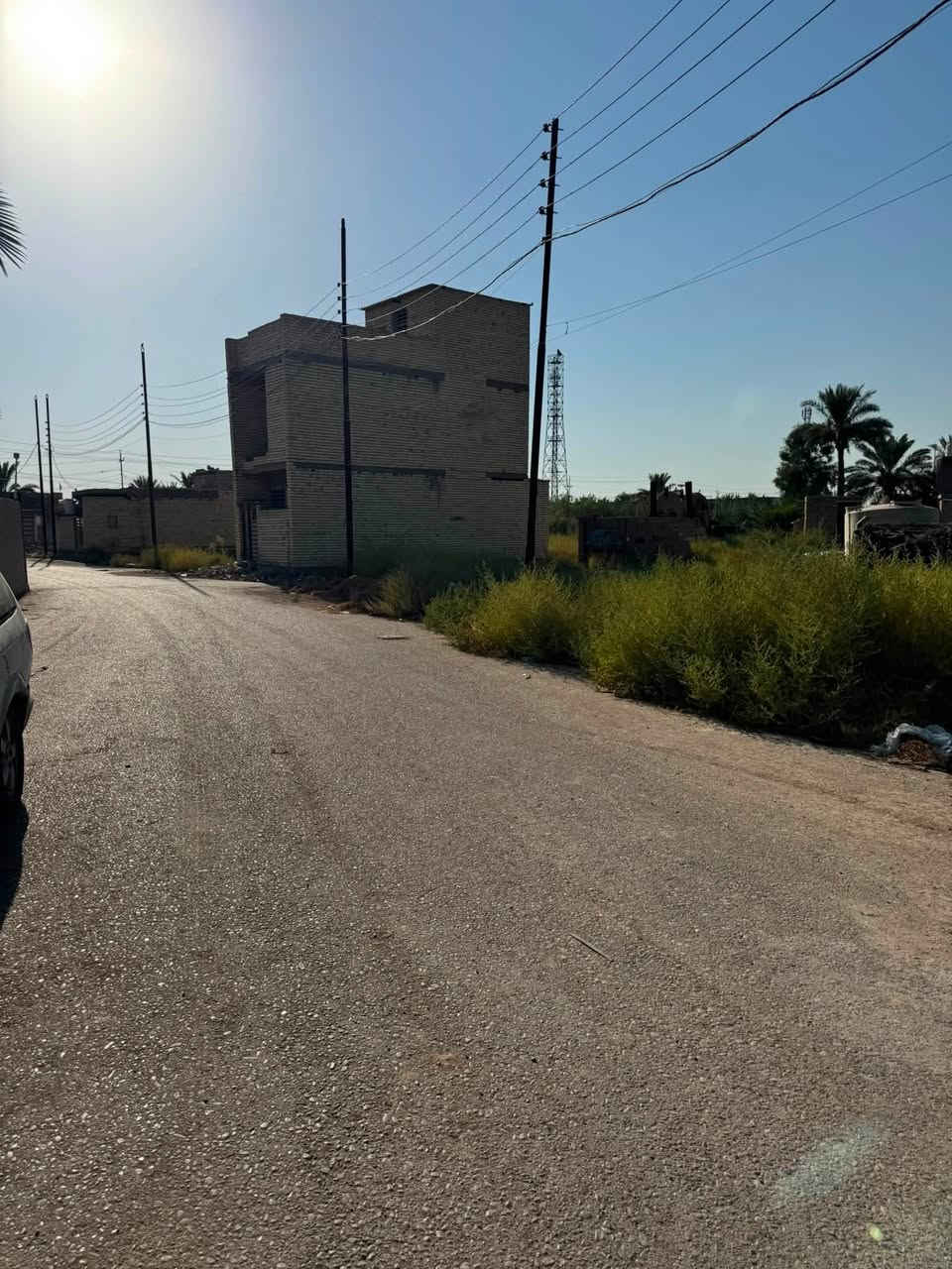 سلام عليكم قطع اراضي للبيع 200 و100و120و70 في مجمع المسار سكني قرب مركز شرطة عرب جبور الاستفسار ***********
