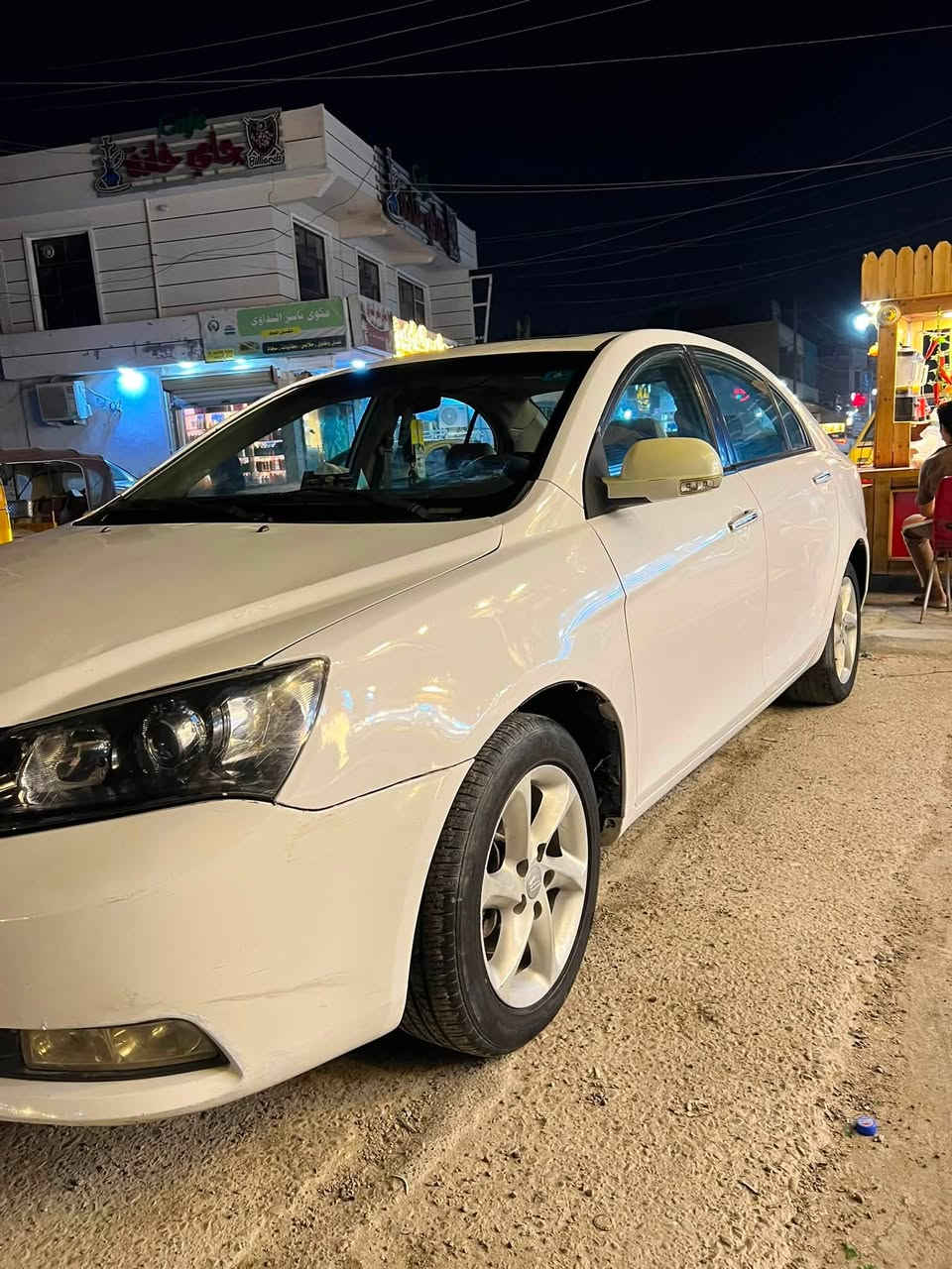 امكراند 13 رقم بغداد جديد باسمي مكينه وكير وتبريد وصدر وتايرات خير من الله بيهه قطعه صبغ  الجاملغ الامامي اثر طخه بسيطه 
السعر 50 
***********مكاني بغداد قرب الجزيره السياحيه
