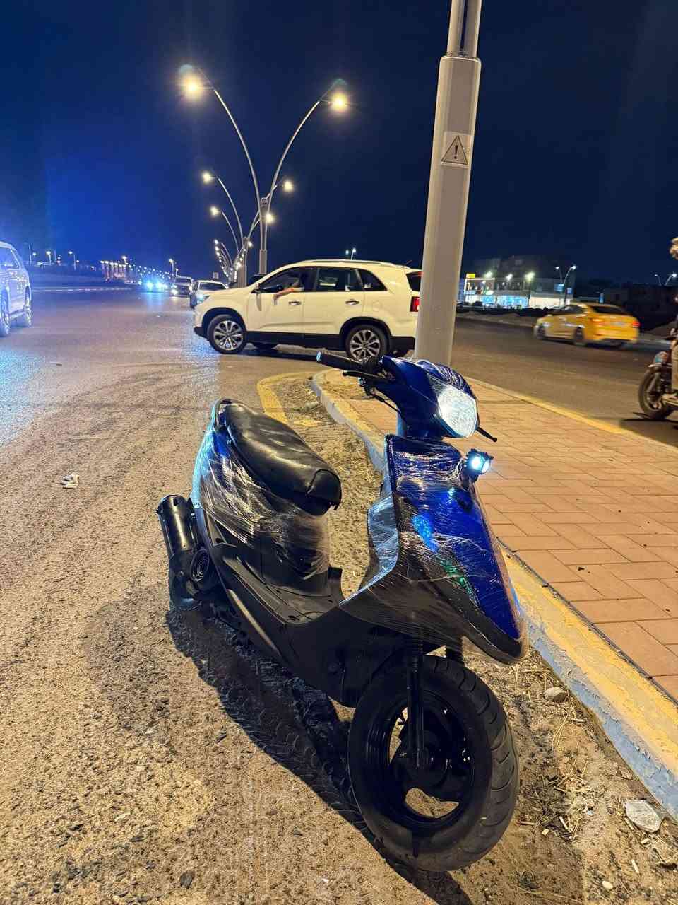 دراجه ماكس عدله للبيع 
ما متوفر ماسنجر وتساب فقط
***********
الدراجه نضيفه كبال عينك
