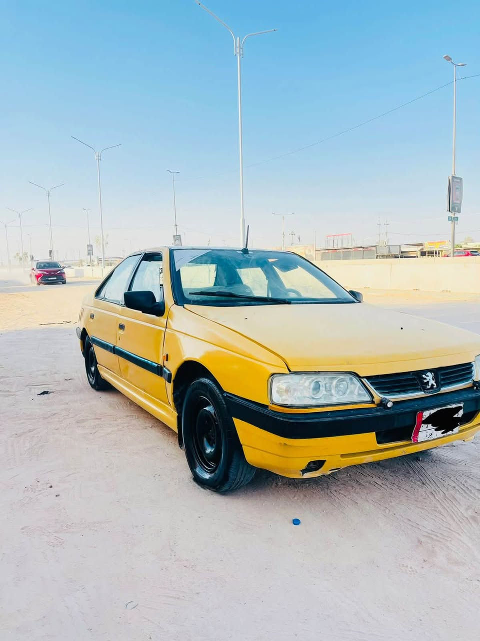 بيجو 405 موديل2009 تحويل مباشر السعر19وبيه مجال  للأتصال ***********
مكينه وكير نضيفات كلش تخم تاير جديد حداديه مضيفه كهربائيات شغاله مشط وباور جدد  للأتصال ***********
