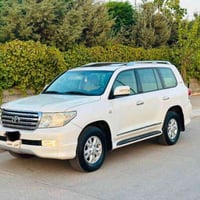 لاندكروزر GXR • V6 ٢٠١١ • ٢٤٢٠٠٠ كم