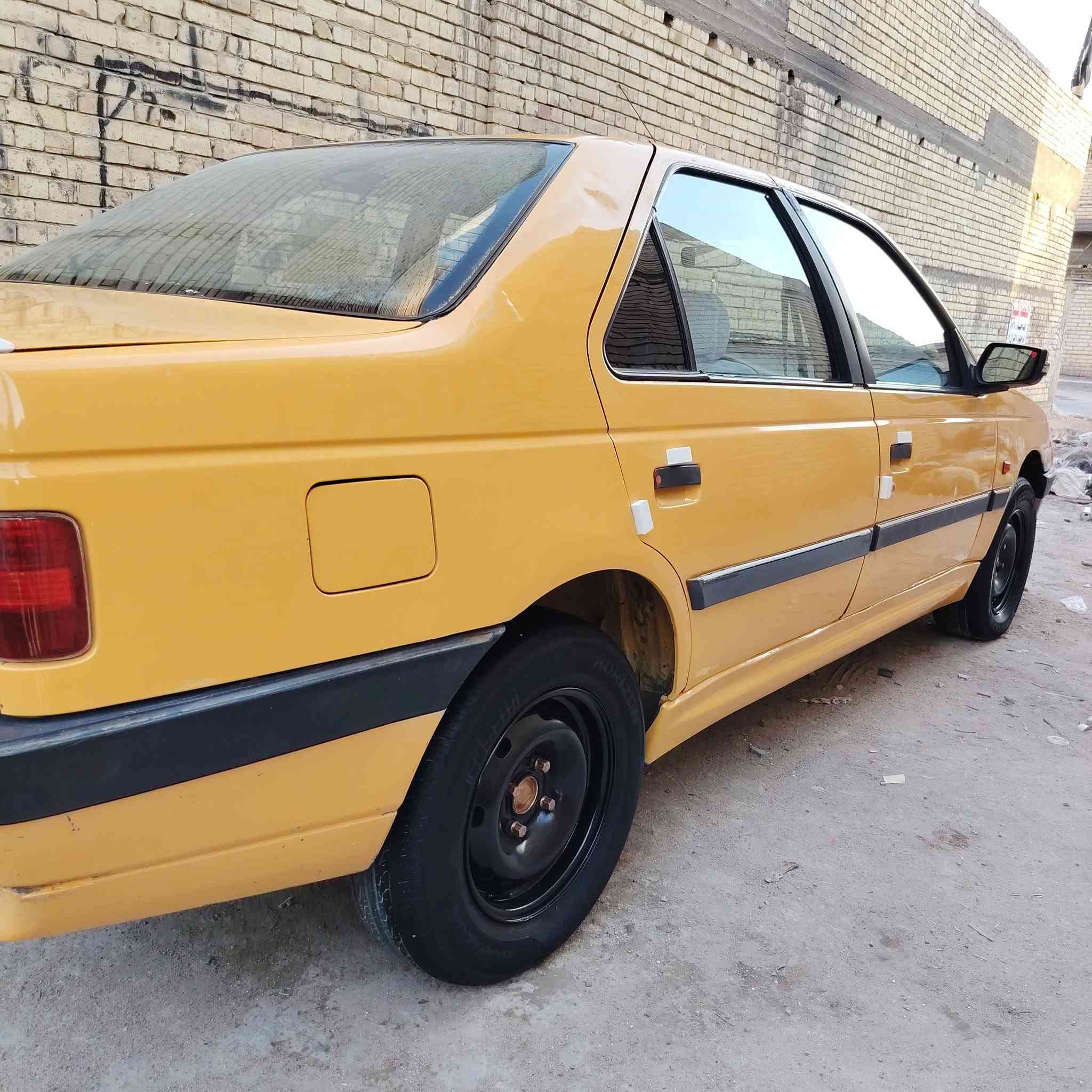 يا الله سلام عليكم شباب بيجو لميس مديل  12 أمصفره هيئة وغرامات سنويه لل28 تحويل مباشر 
سياره جاهزه وجديده ما اشتغله تكسي ابد 
مكفواله من ضربه وتبديل وخياس اصفاحه شرط موس 
وبدون أي جراد او طخات   كهربائيات كله شغاله
اشاير سنتر لوك شغال بيهة منضومه زنون وشادلهة عدسات 
بيه لايت ايخبل بليل ميكانيك جاهز تبريد شغال❄
مكينه ناعمه بيهة تنقيص قليل  كير كلج جدد 
امدوشمه ارضيه وكشنات السياره جاهزه وجديده بل عافيه عل ياخذه عنواني بغداد الجديده الامين السعر30$وبيه مجال

***********
