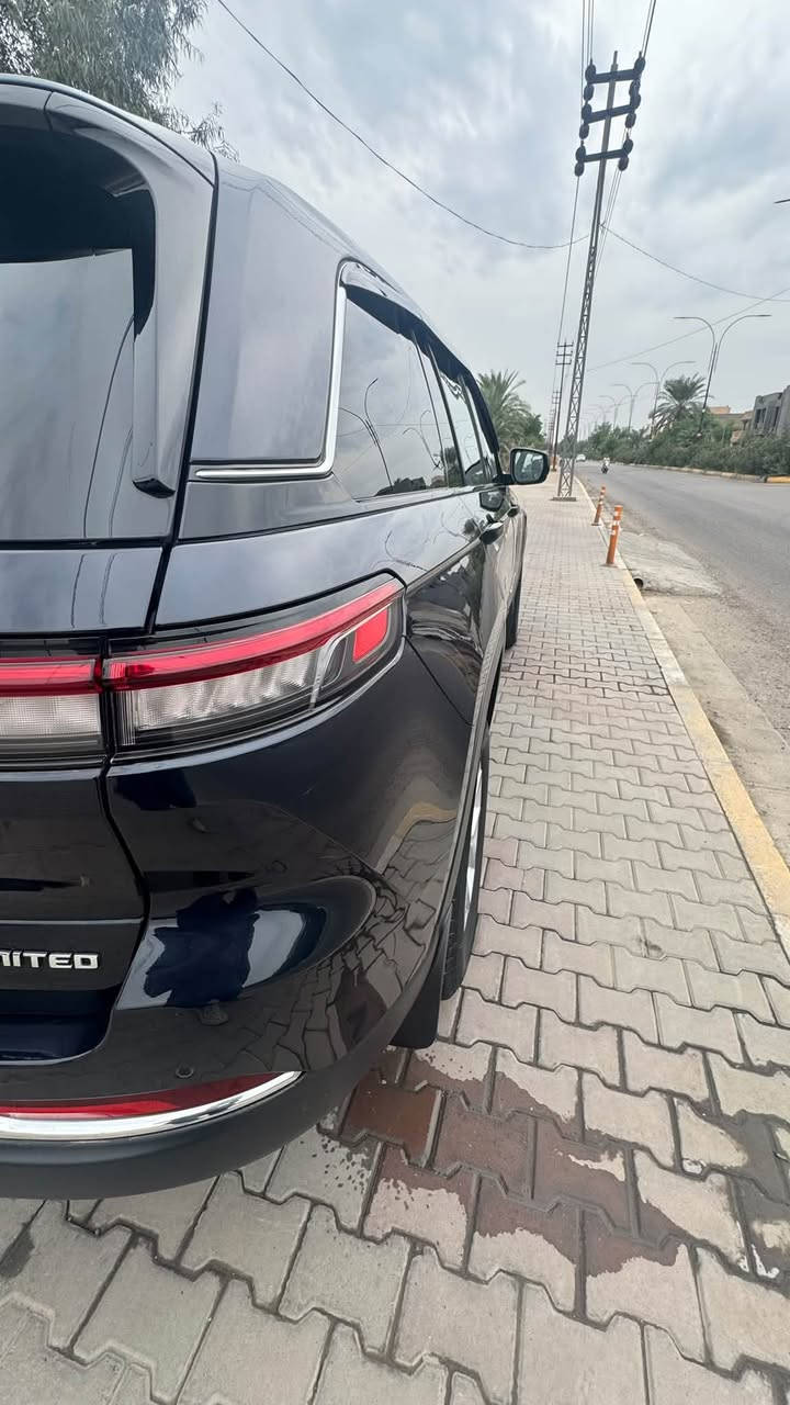 جراند شيروكي ليمتد • ٢٠٢٣ • تخريب