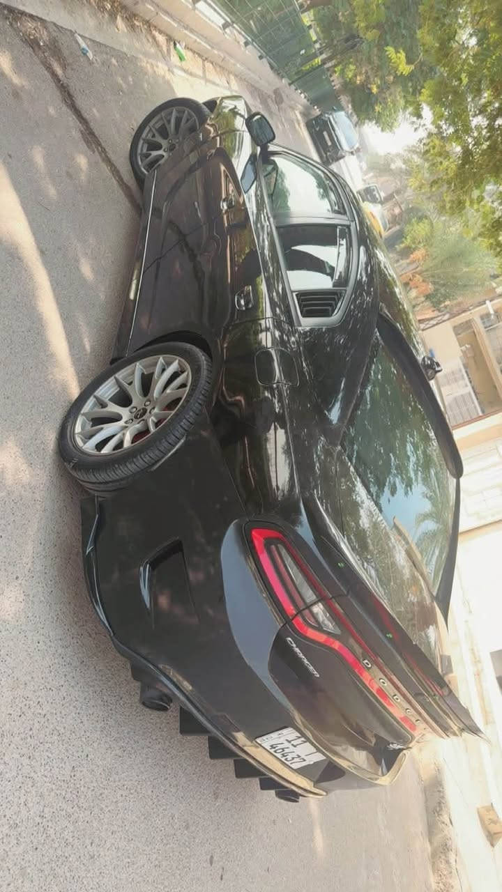 تشارجر RT • ٢٠١٧ • ٥٧٠٠ هيمي