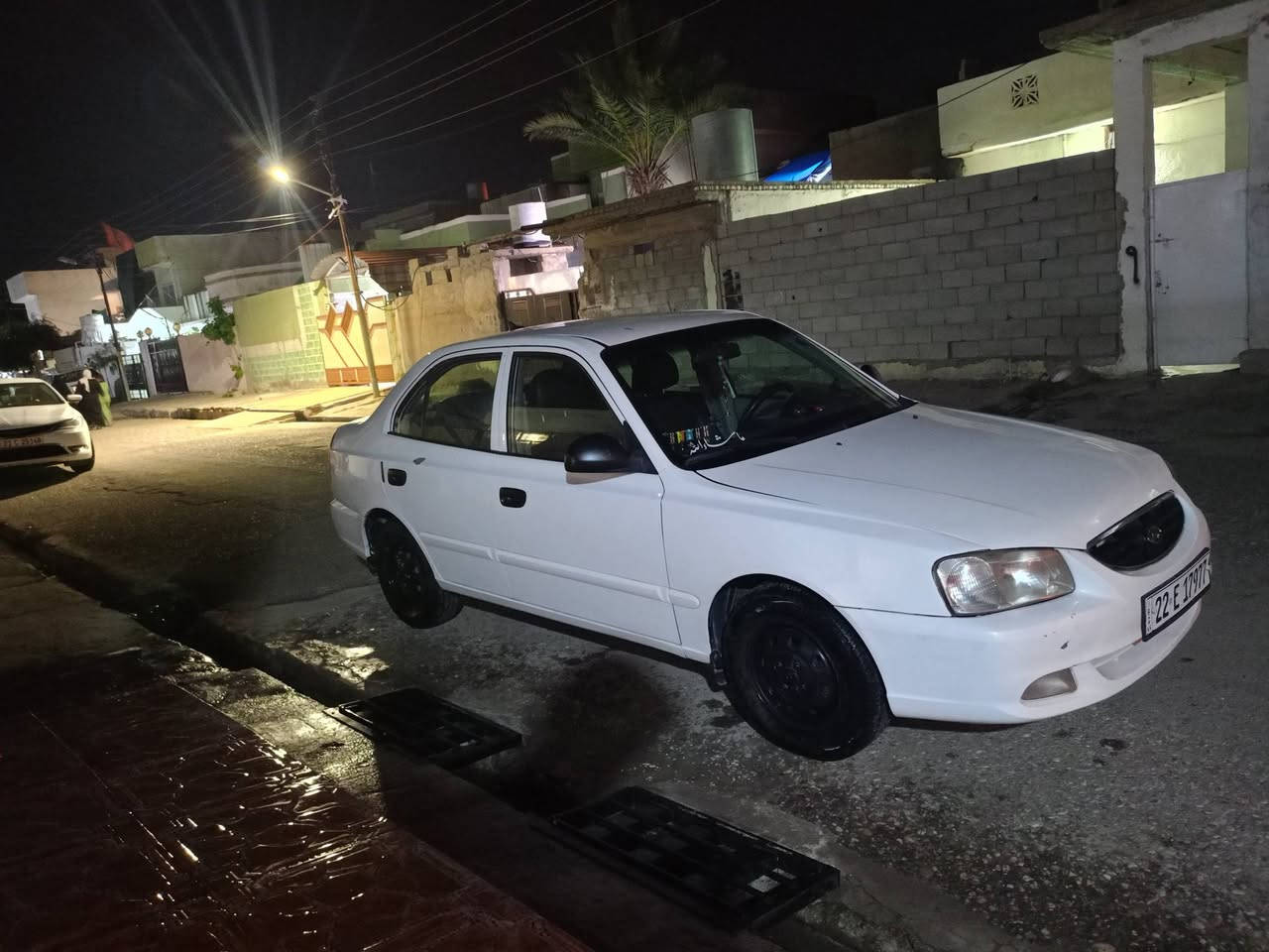 هونداي فيرنا للبيع موديل 2010
سياره كفاله عامه من ضربه فقط بي اماكن صبغ بسبب التكشير 
فيت بم نوزلات كلها جديده 
كهربائيات كلها شغاله
سياره جديده گير و مكينه لا تنقيض ولا تبخير
رقمها اربيل وسنويه ما ساقطه وهزه
وبيها بطاقه بانزين

وتبريد ثلج
ملاحضه/فقط التدفئه ميشتغل وينزل من سعرها 
سياره جديده بعدها 
السعر 74 وبيها مجال مكاني كركوك 
الرقم ***********
