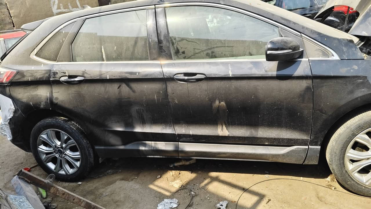 السلام عليكم فورد ايدج موديل 21 تيتانيوم فول مواصفات..سيارة صار بيها حريق بالبجم فقط يعني محرك كير سليمات فقط بجم..ابيع ع هاي الوضعية.. سيارة رقم شمالي..السعر 65ورقة...***********
